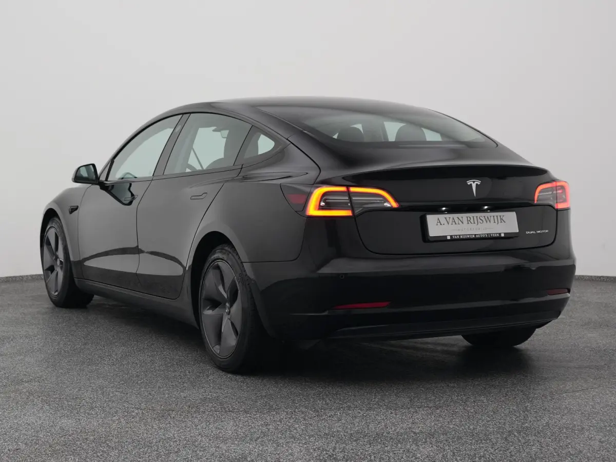Long Range AWD 75 kWh | PANO | CAMERA | STOELVERWARMING