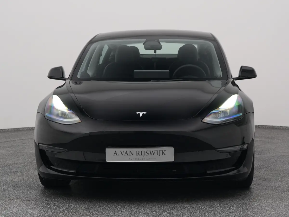 Long Range AWD 75 kWh | PANO | CAMERA | STOELVERWARMING
