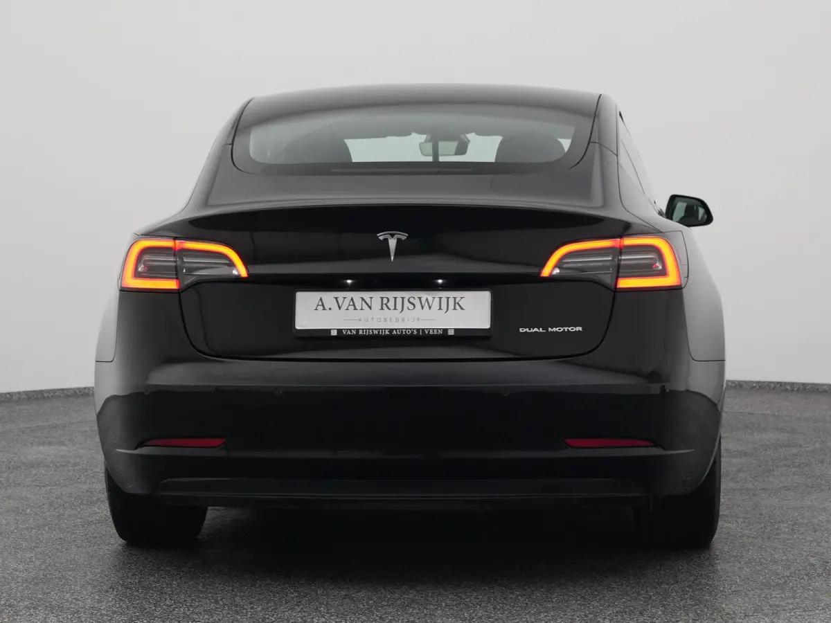Long Range AWD 75 kWh | PANO | CAMERA | STOELVERWARMING
