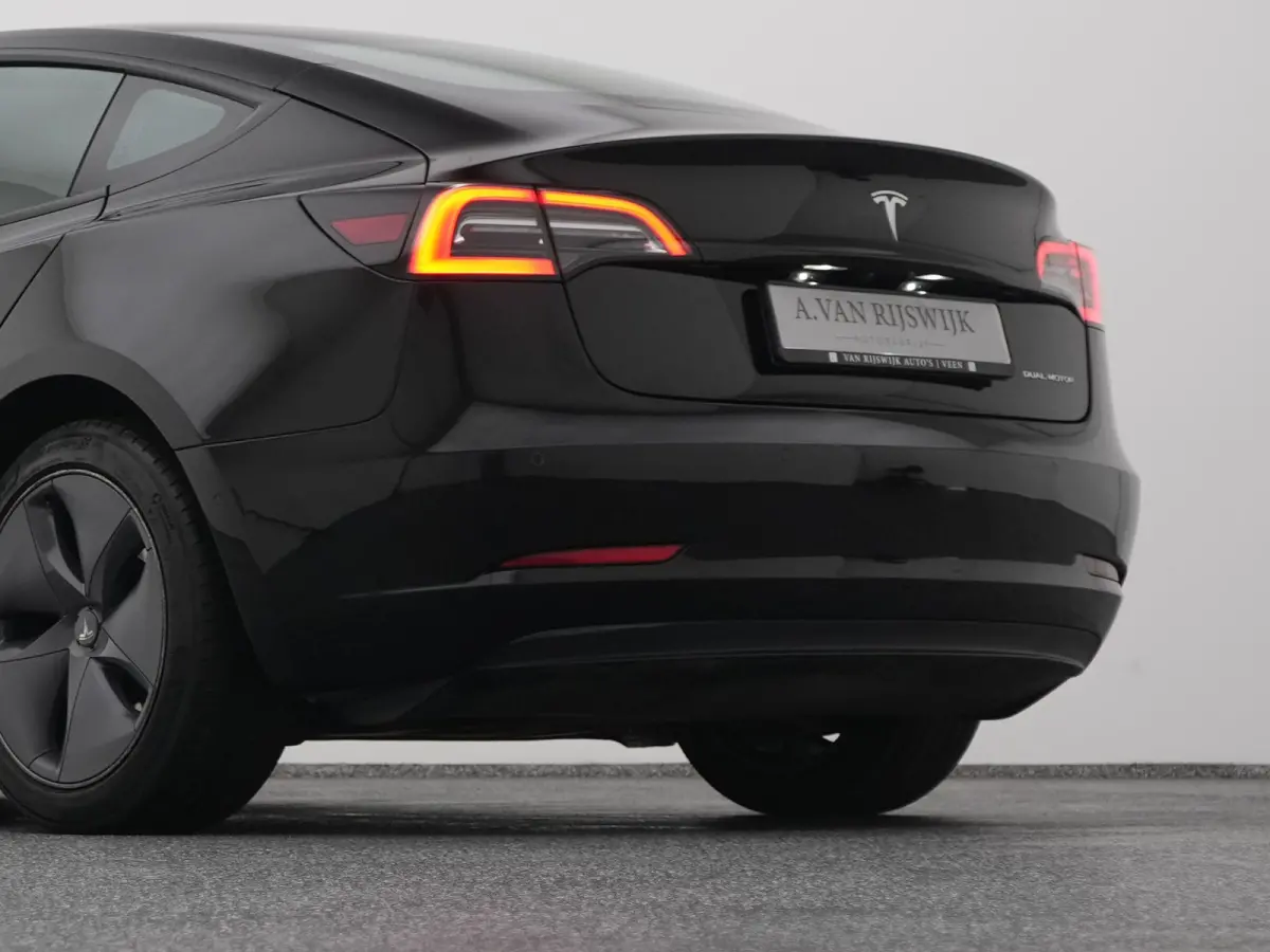 Long Range AWD 75 kWh | PANO | CAMERA | STOELVERWARMING
