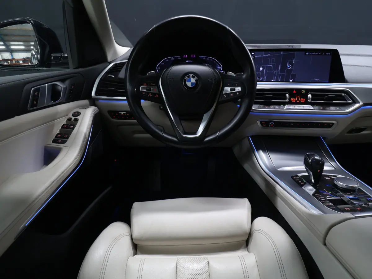 xDrive45e High Executive [PANORAMADAK, APPLE CARPLAY, HEAD-UP DISPLAY, ADAPTIVE CRUISE, ANDROID, TREKHAAK ELEKTRISCH, STOELVERWARMING, COMFORTSTOELEN, NIEUWSTAAT]