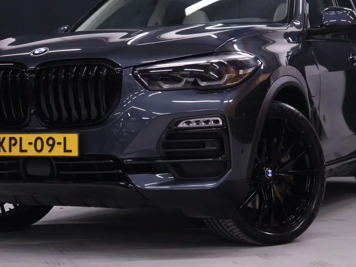 xDrive45e High Executive [PANORAMADAK, APPLE CARPLAY, HEAD-UP DISPLAY, ADAPTIVE CRUISE, ANDROID, TREKHAAK ELEKTRISCH, STOELVERWARMING, COMFORTSTOELEN, NIEUWSTAAT]