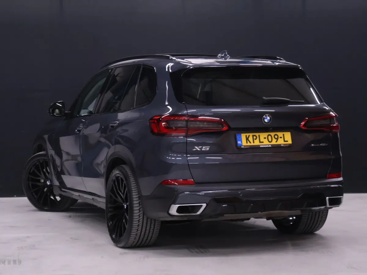 xDrive45e High Executive [PANORAMADAK, APPLE CARPLAY, HEAD-UP DISPLAY, ADAPTIVE CRUISE, ANDROID, TREKHAAK ELEKTRISCH, STOELVERWARMING, COMFORTSTOELEN, NIEUWSTAAT]