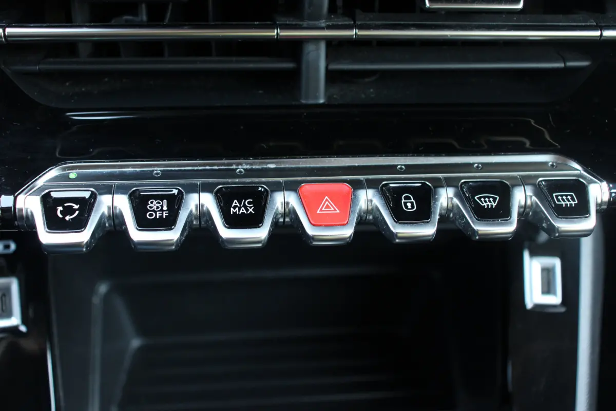 EV Active Pack 50 kWh | NL-AUTO! | CRUISE | LANE ASSIST | LED | PARK SENS | CLIMA | DEALER OH! | APPLE CARPLAY/ANDRIOID AUTO