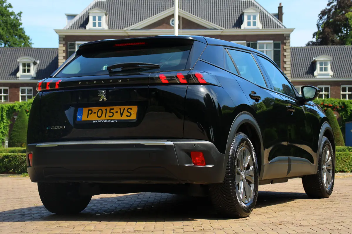 EV Active Pack 50 kWh | NL-AUTO! | CRUISE | LANE ASSIST | LED | PARK SENS | CLIMA | DEALER OH! | APPLE CARPLAY/ANDRIOID AUTO