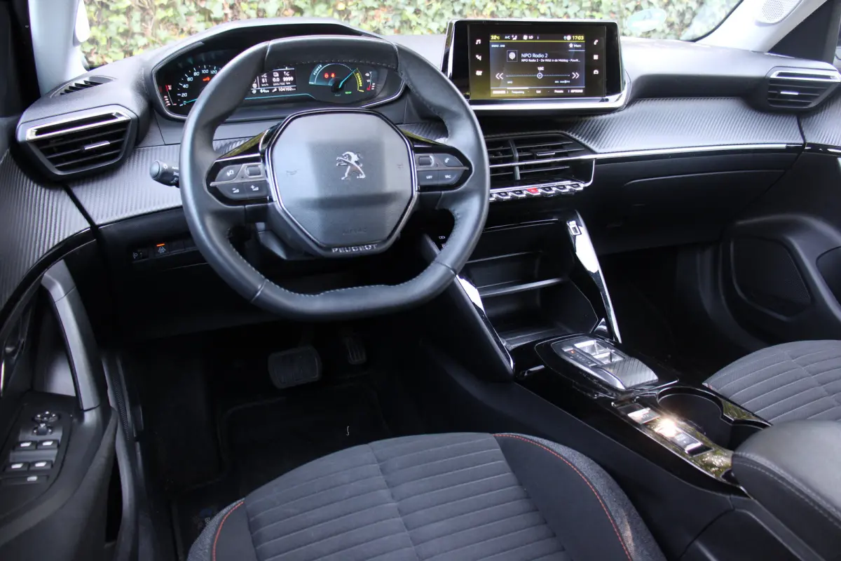 EV Active Pack 50 kWh | NL-AUTO! | CRUISE | LANE ASSIST | LED | PARK SENS | CLIMA | DEALER OH! | APPLE CARPLAY/ANDRIOID AUTO