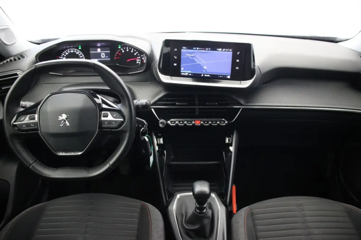 1.2 PureTech 100 Active - Carplay, Navi, Cruise