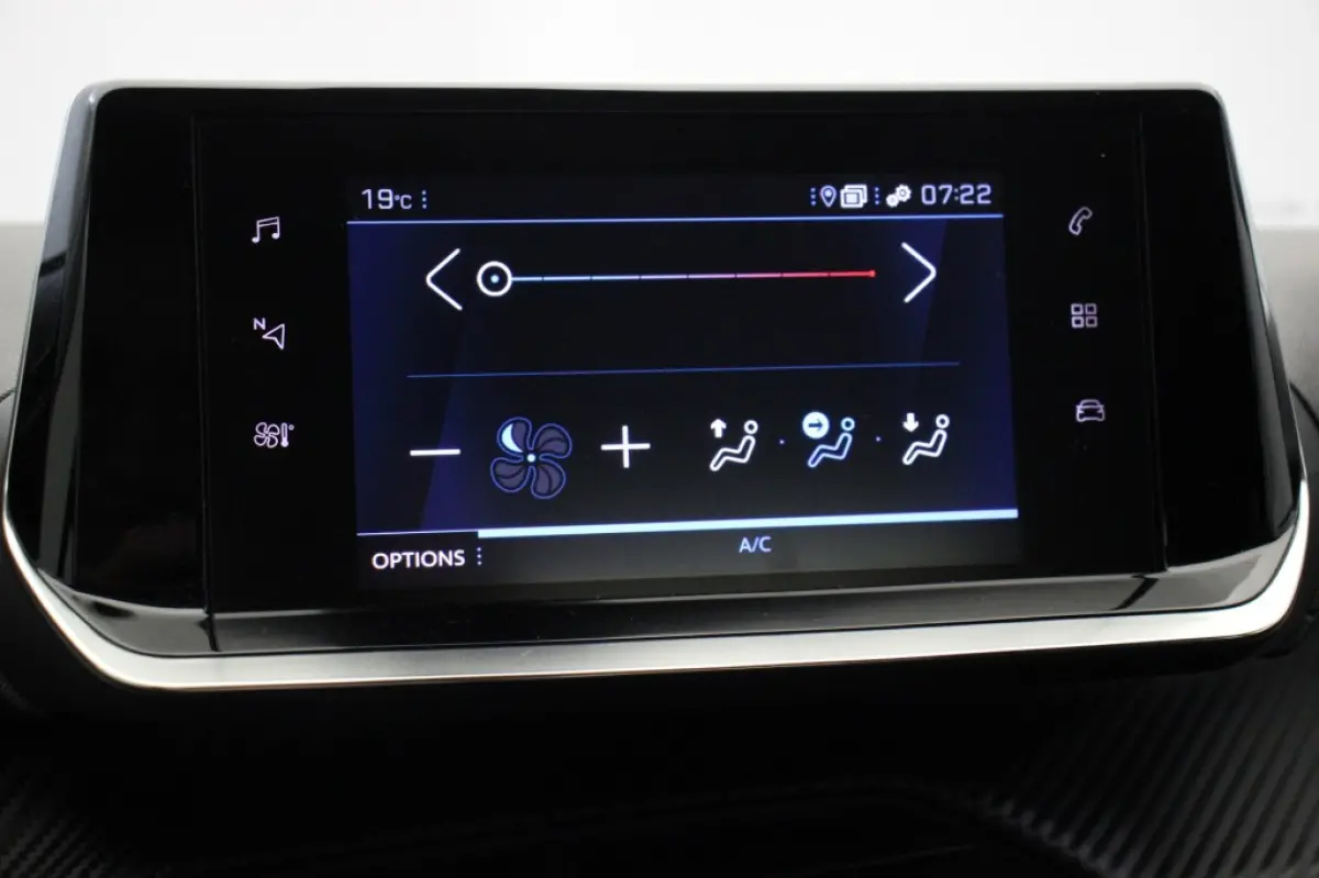 1.2 PureTech 100 Active - Carplay, Navi, Cruise