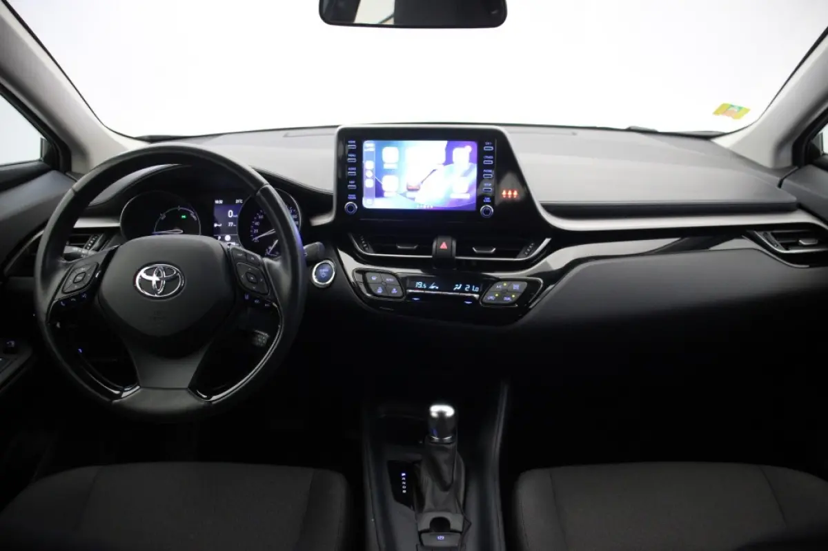1.8 Hybrid Business - Carplay, Camera, Cruise, Clima