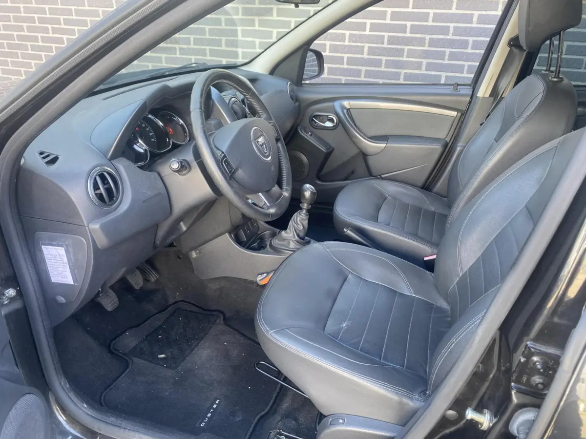 1.2 TCe 4x2 Blackshadow | Orig. NL-Auto | Dealer onderhouden | Trekhaak | Navi + Camera | Leder|