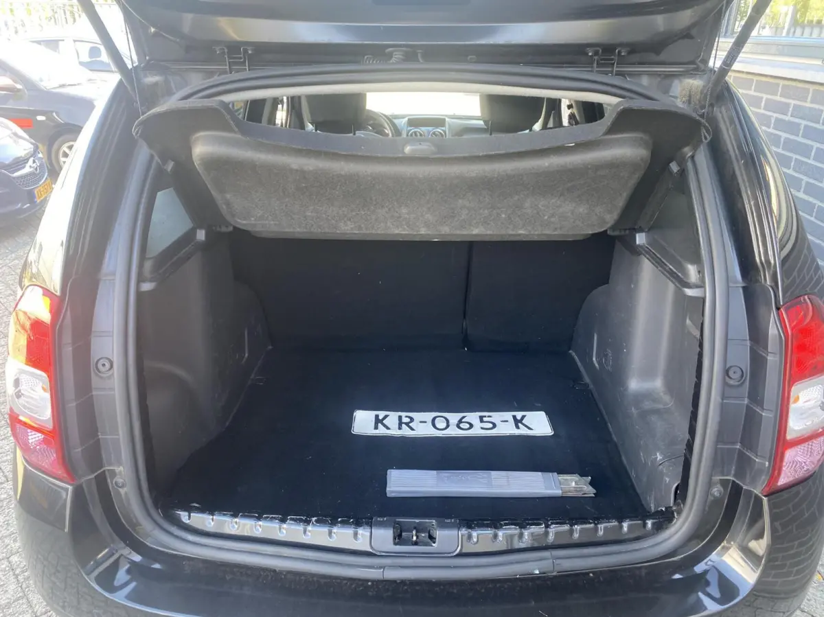 1.2 TCe 4x2 Blackshadow | Orig. NL-Auto | Dealer onderhouden | Trekhaak | Navi + Camera | Leder|