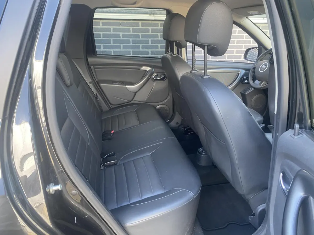 1.2 TCe 4x2 Blackshadow | Orig. NL-Auto | Dealer onderhouden | Trekhaak | Navi + Camera | Leder|