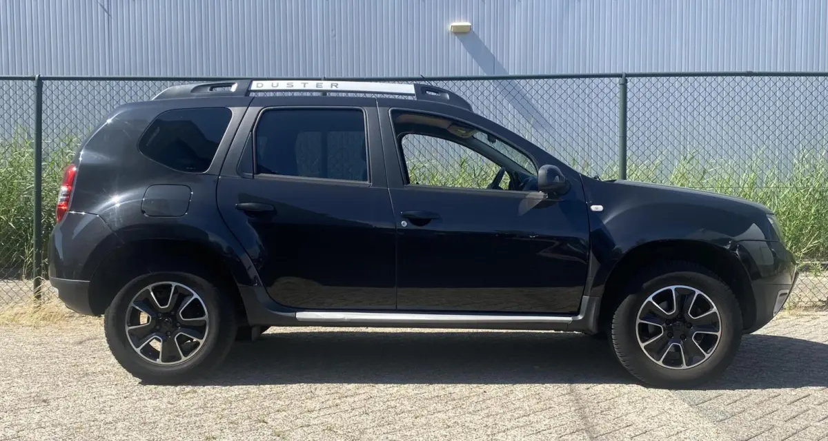 1.2 TCe 4x2 Blackshadow | Orig. NL-Auto | Dealer onderhouden | Trekhaak | Navi + Camera | Leder|