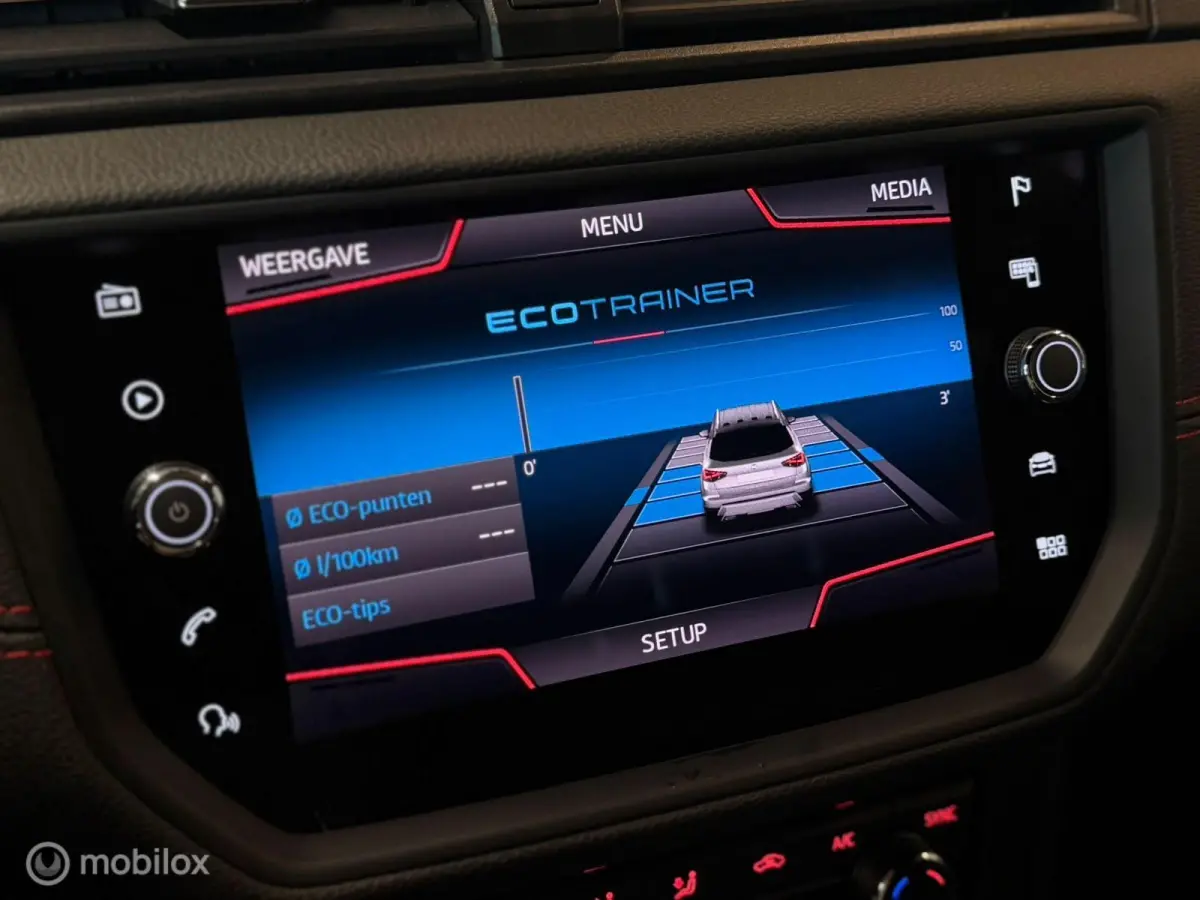 1.0 TSI FR Business Intense Keyless/Camera/Carplay