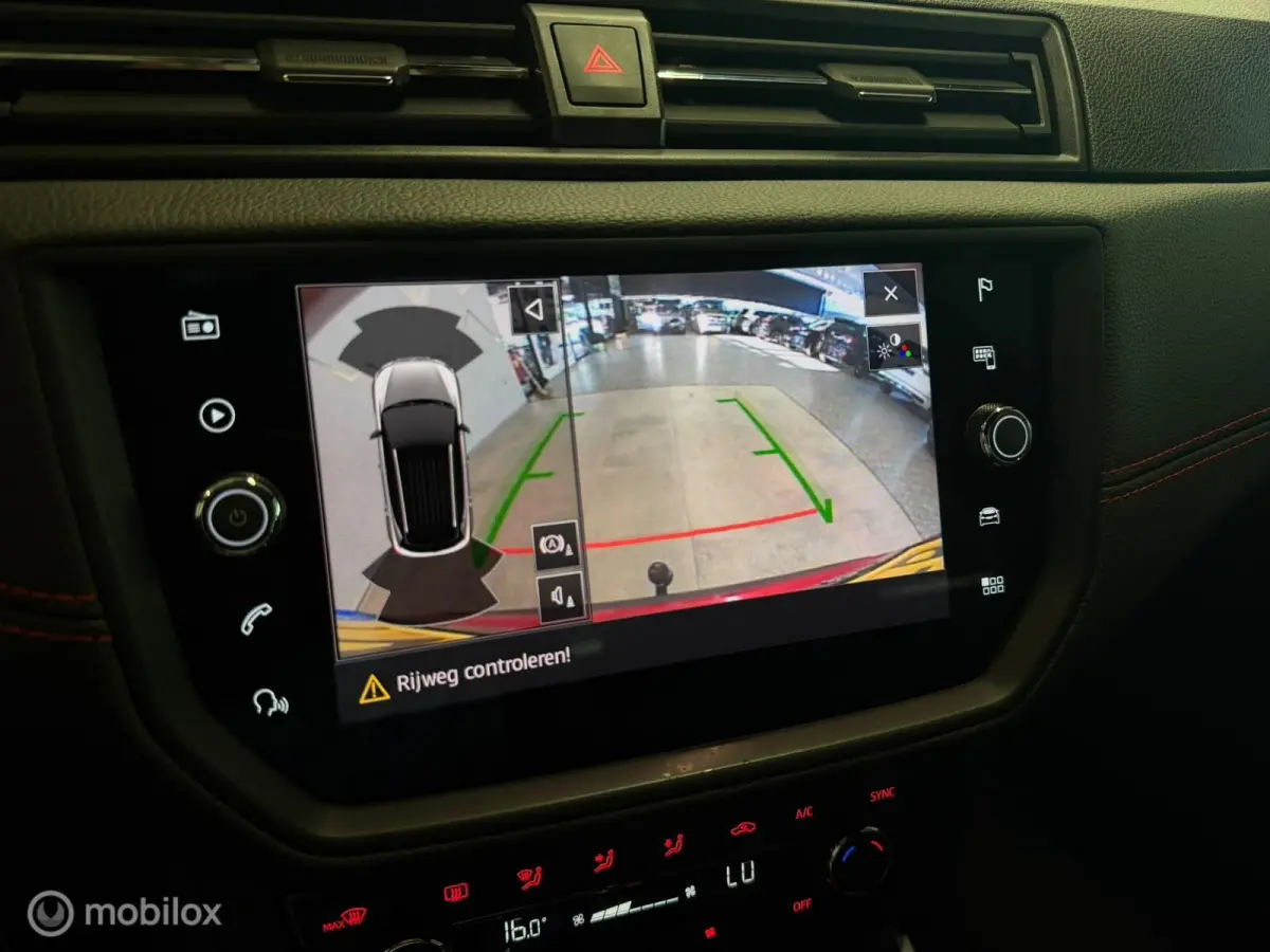 1.0 TSI FR Business Intense Keyless/Camera/Carplay