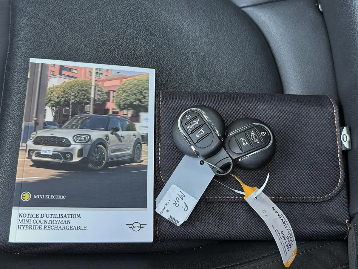 Cooper ALL4 AT | FACELIFT | 1e Eigenaar | Dealeronderhouden | Virtual Cockpit | PANO | Stoelverwarming | Navigatie | Carplay | Elektrische Achterklep | Achteruitrijcamera | Parkeersensoren |