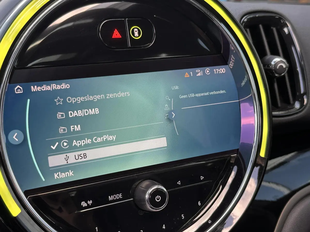 Cooper ALL4 AT | FACELIFT | 1e Eigenaar | Dealeronderhouden | Virtual Cockpit | PANO | Stoelverwarming | Navigatie | Carplay | Elektrische Achterklep | Achteruitrijcamera | Parkeersensoren |