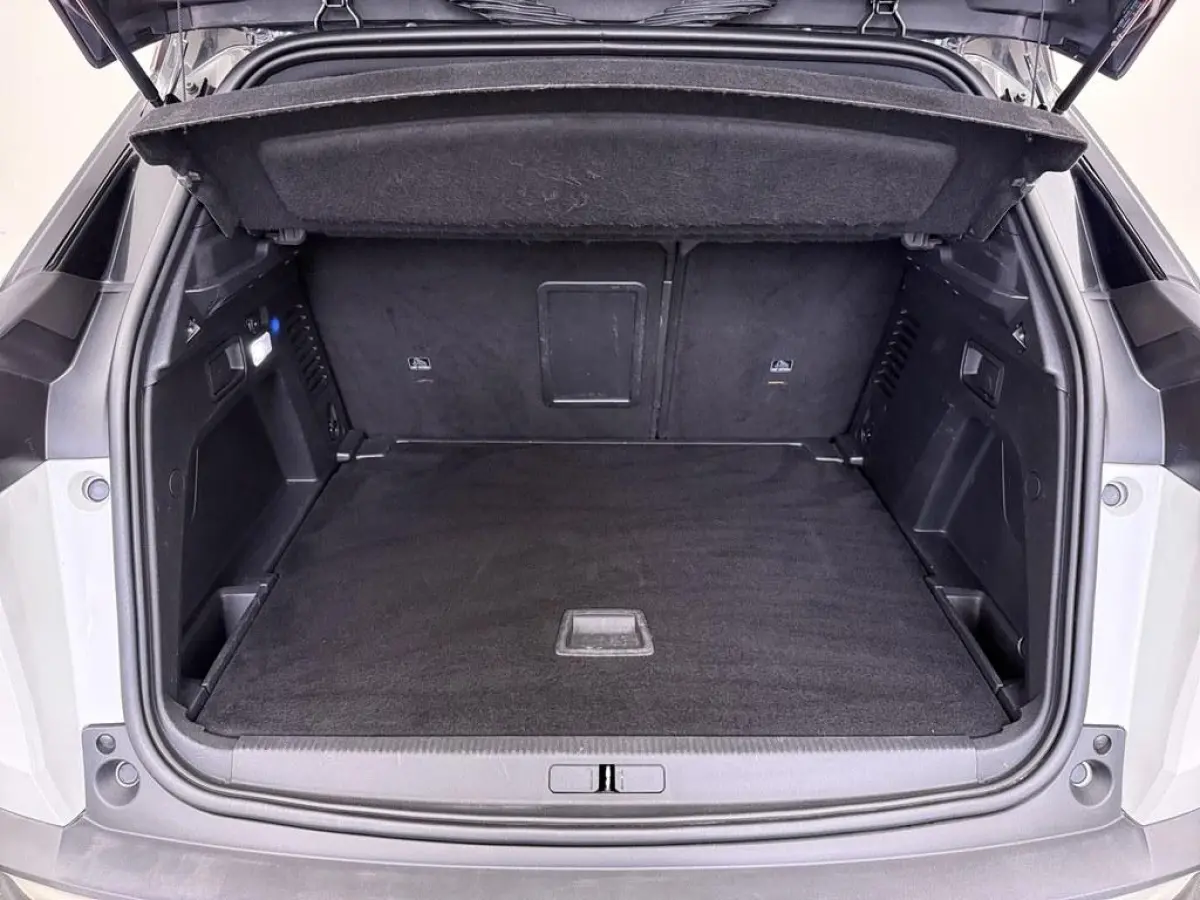 1.2T 130PK GT Line Trekhaak/Ecc/Camera/Led/CarPlay