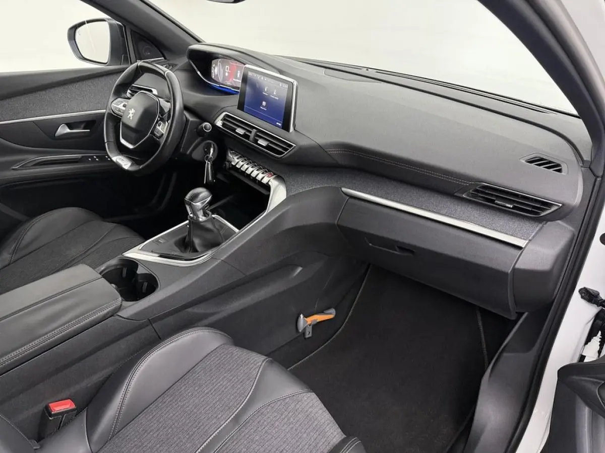 1.2T 130PK GT Line Trekhaak/Ecc/Camera/Led/CarPlay