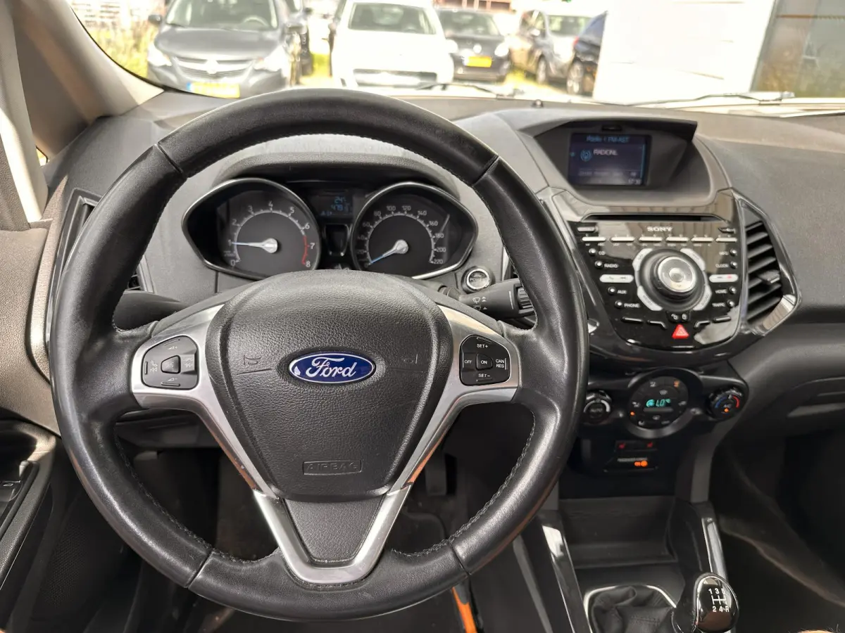 1.0 EcoBoost Titanium 125PK | 2e Eigenaar | NL AUTO | Navigatie | Sony Audio | Climate Control | Cruise Control | Stoelverwarming | Voorruitverwarming | Parkeersensoren | Privacy Glass |
