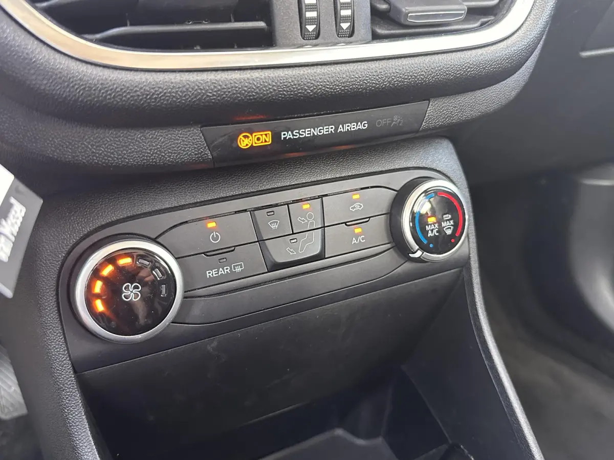 1.1 Trend | NL AUTO | 5 Deurs | Navigatie | Climate Control | 2 Sleutels | Onderhoudshistorie |