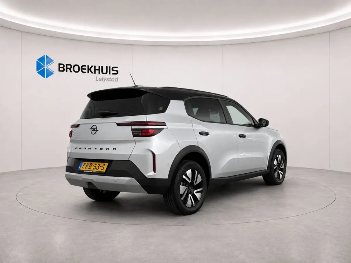GS - | 11 kW boordlader | 17" Lichtmetalen velgen in Zwart met 215/60 R17 banden | Achteruitrijcamera