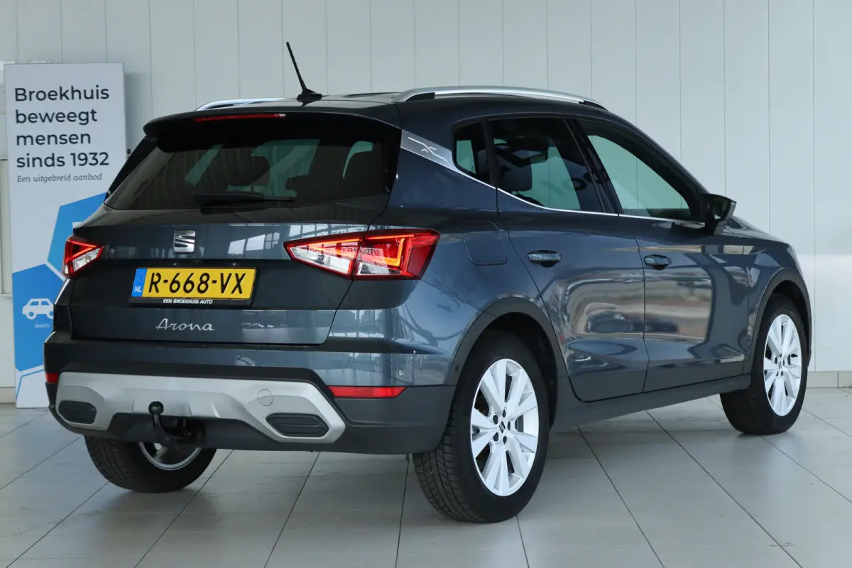 1.0 TSI DSG Xperience Connect | Adapt. Cruise | Camera | Trekhaak | Stoelverwarming | LED | Keyless | Airco | Carplay