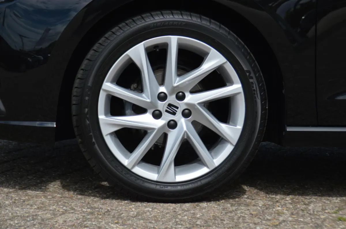 1.0 EcoTSI FR 95 pk 41.378 km