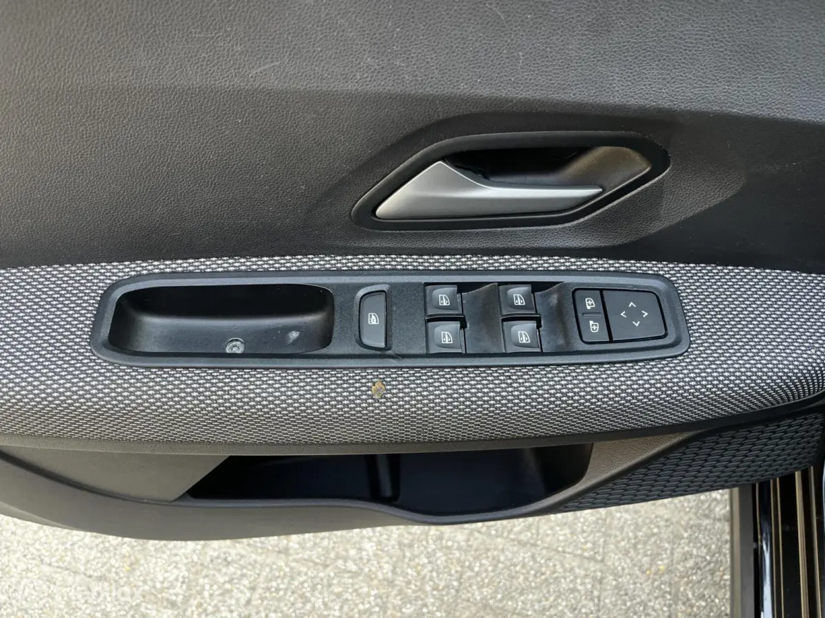 1.0 TCe AIRCO/CRUISE/PDC/5PERS/SCHADE