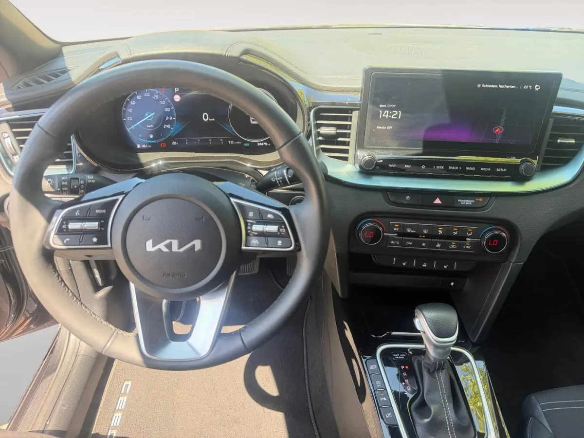 1.0 T-GDi MHEV Design Edition AUTOMAAT | STOELVERWARMING | ELEKTRISCHE ACHTERKLEP | RESTERENDE FABRIEKSGARANTIE TM 2032