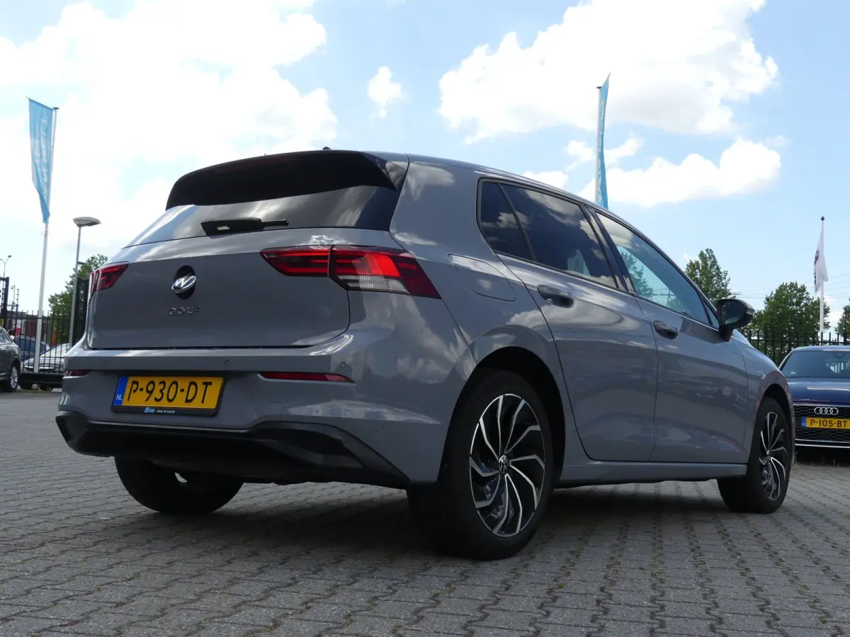 1.0 TSI Life / Carplay / Camera