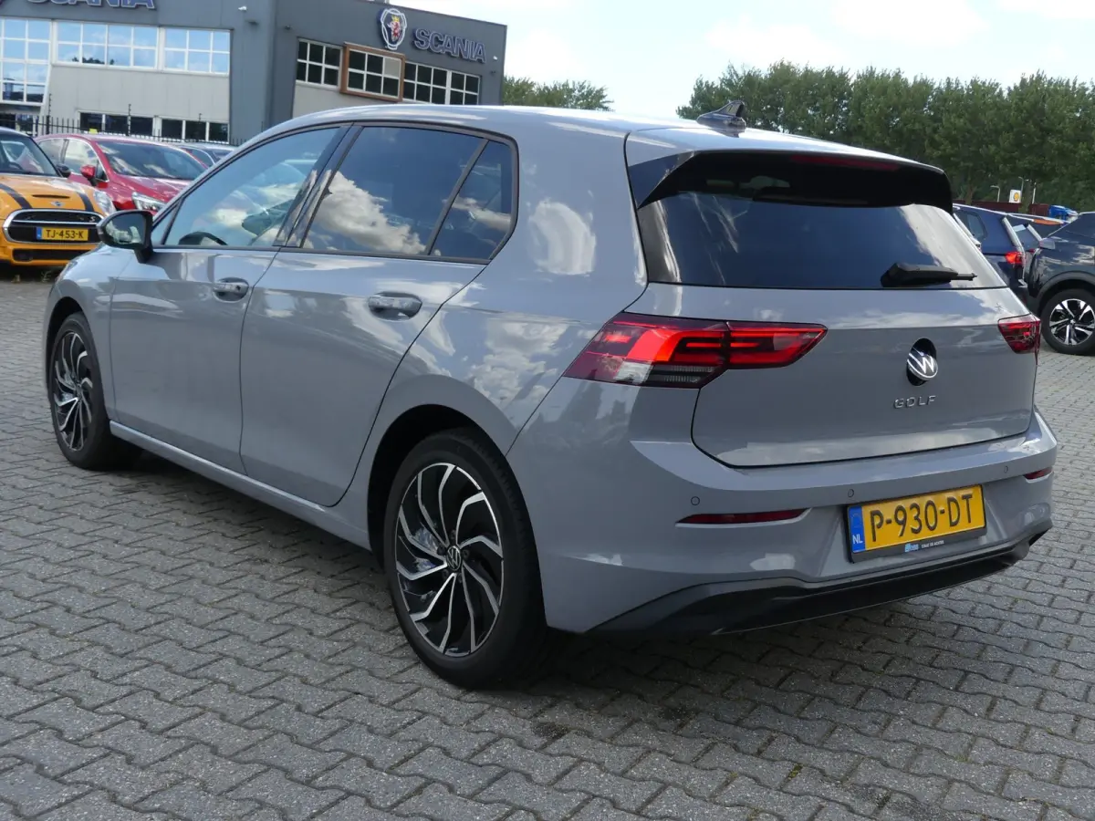 1.0 TSI Life / Carplay / Camera