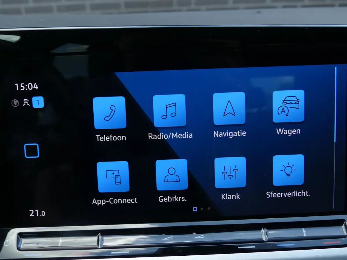1.0 TSI Life / Carplay / Camera