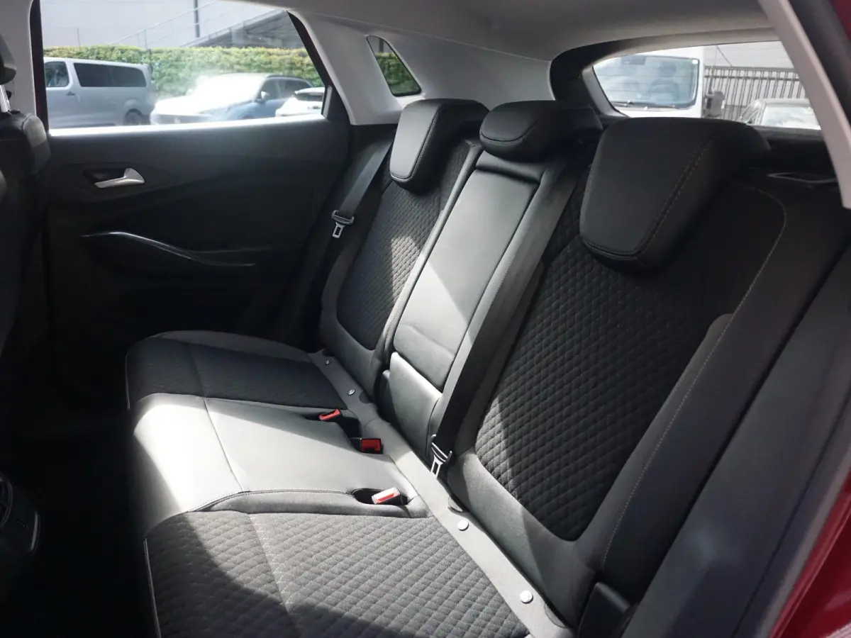 1.6 Turbo Hybrid Business Edition