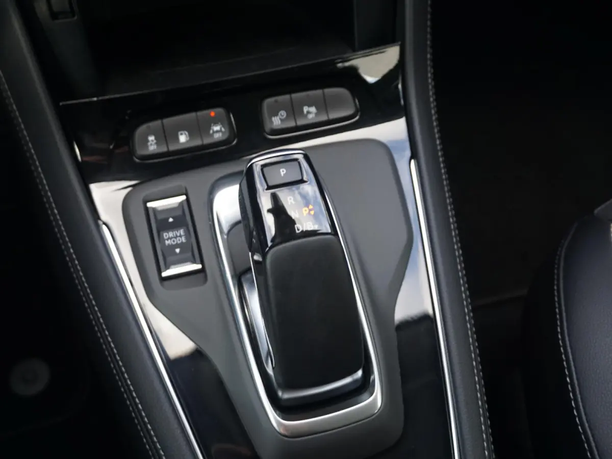 1.6 Turbo Hybrid Business Edition