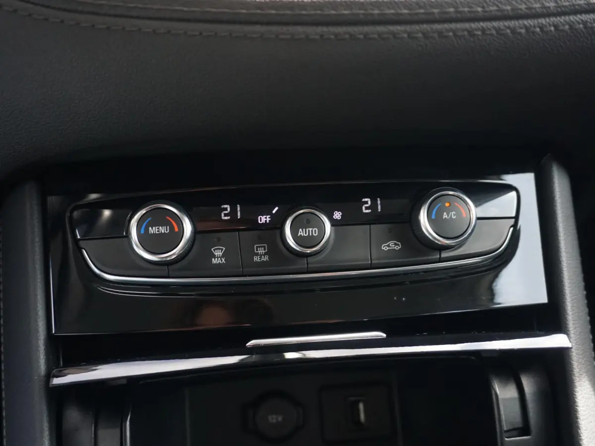 1.6 Turbo Hybrid Business Edition