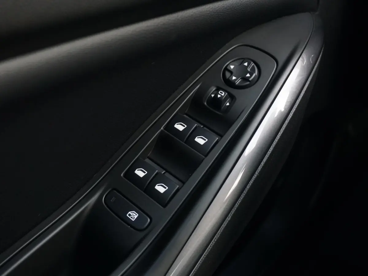 1.6 Turbo Hybrid Business Edition