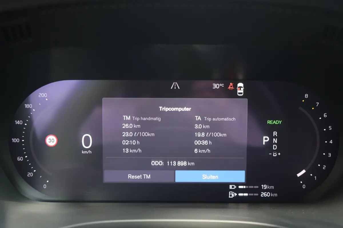 T6 Recharge AWD Black Edition | Stoelverwarming | Parkeercamera | Panoramadak | Pilot Assist | HUD | keyless