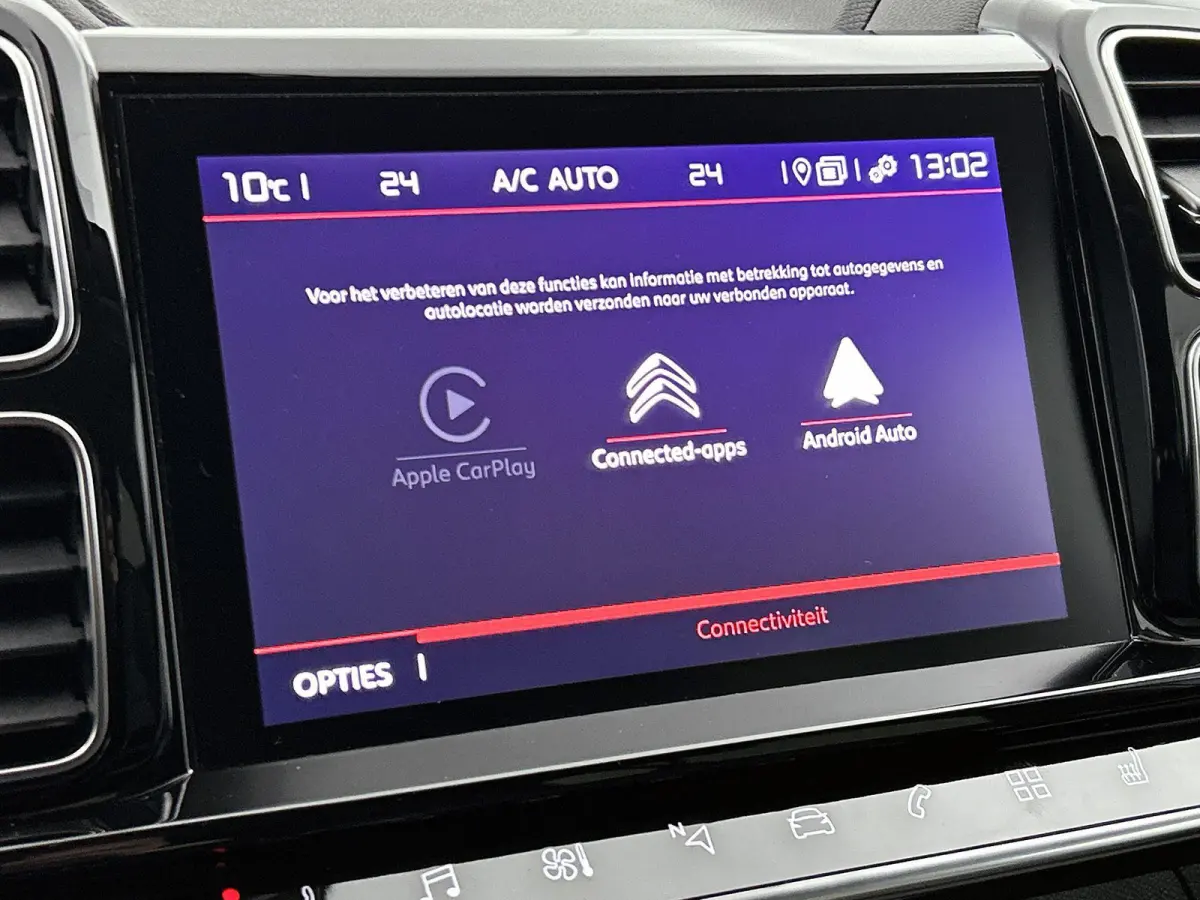 1.2 130pk Business | Navigatie | Camera | 18"LMV | LED | Stoelverwarming | Apple Carplay/Android Auto |