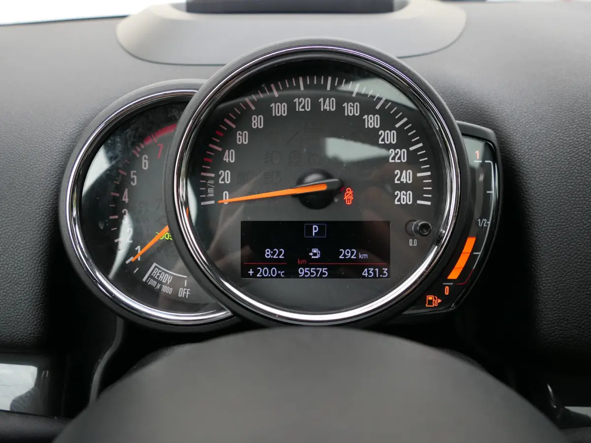2.0 Cooper S Chili | JCW | Harman/Kardon | Elektrische achterklep | Keyless | Head-up display | Panoramadak | Stoelverwarming | Achteruitrijcamera