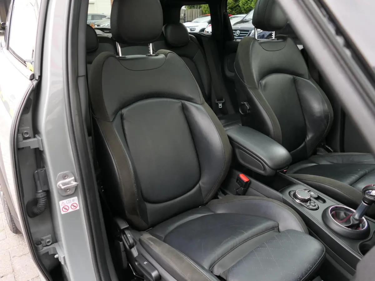 2.0 Cooper S Chili | JCW | Harman/Kardon | Elektrische achterklep | Keyless | Head-up display | Panoramadak | Stoelverwarming | Achteruitrijcamera