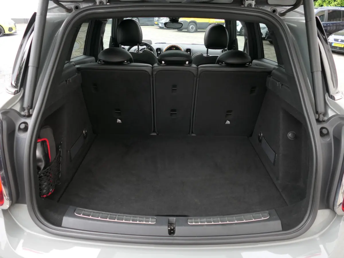 2.0 Cooper S Chili | JCW | Harman/Kardon | Elektrische achterklep | Keyless | Head-up display | Panoramadak | Stoelverwarming | Achteruitrijcamera