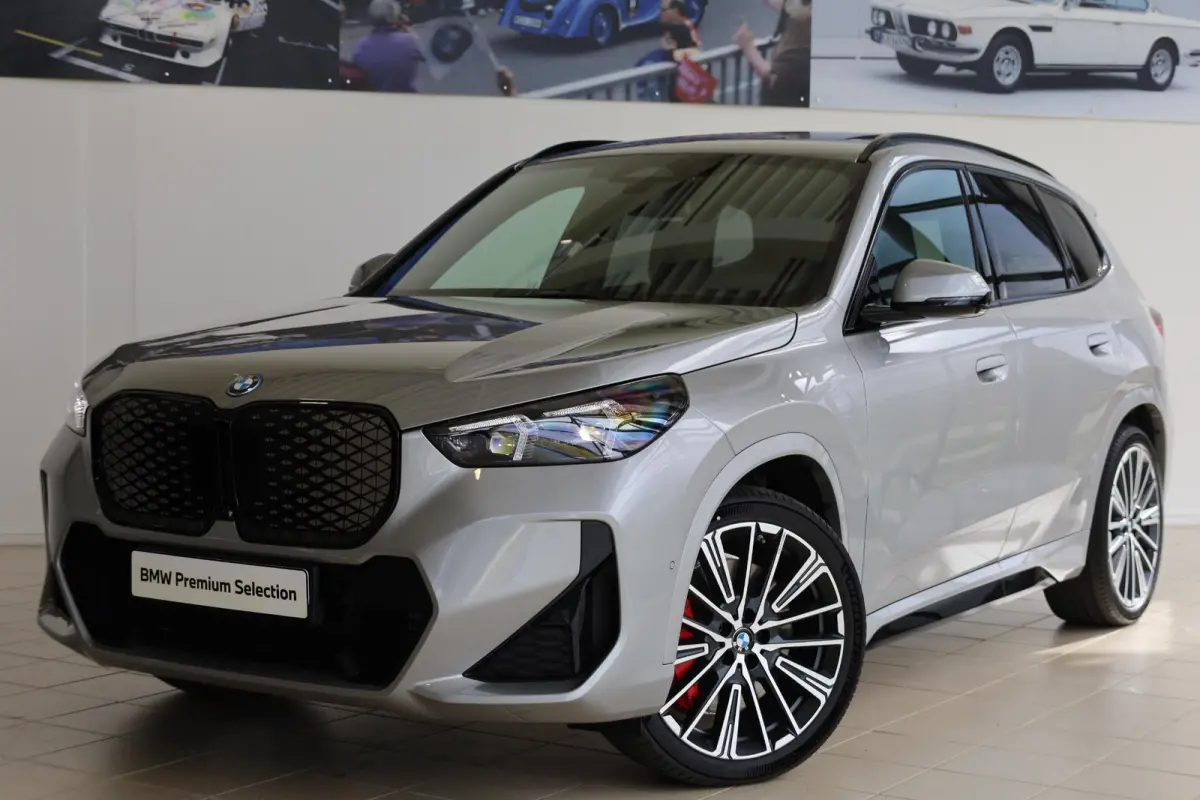 eDrive20 | M Sportpakket Pro | Harman/Kardon | Panoramadak | Trekhaak