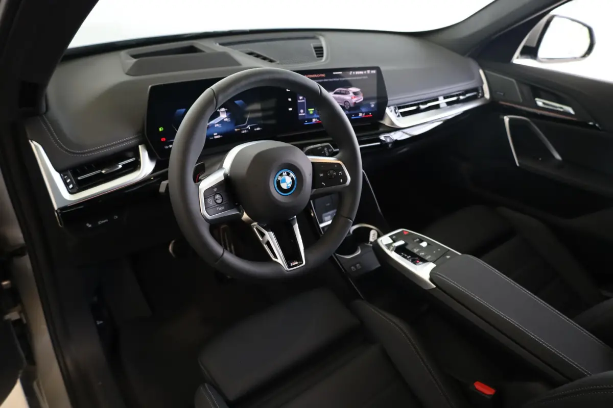 eDrive20 | M Sportpakket Pro | Harman/Kardon | Panoramadak | Trekhaak