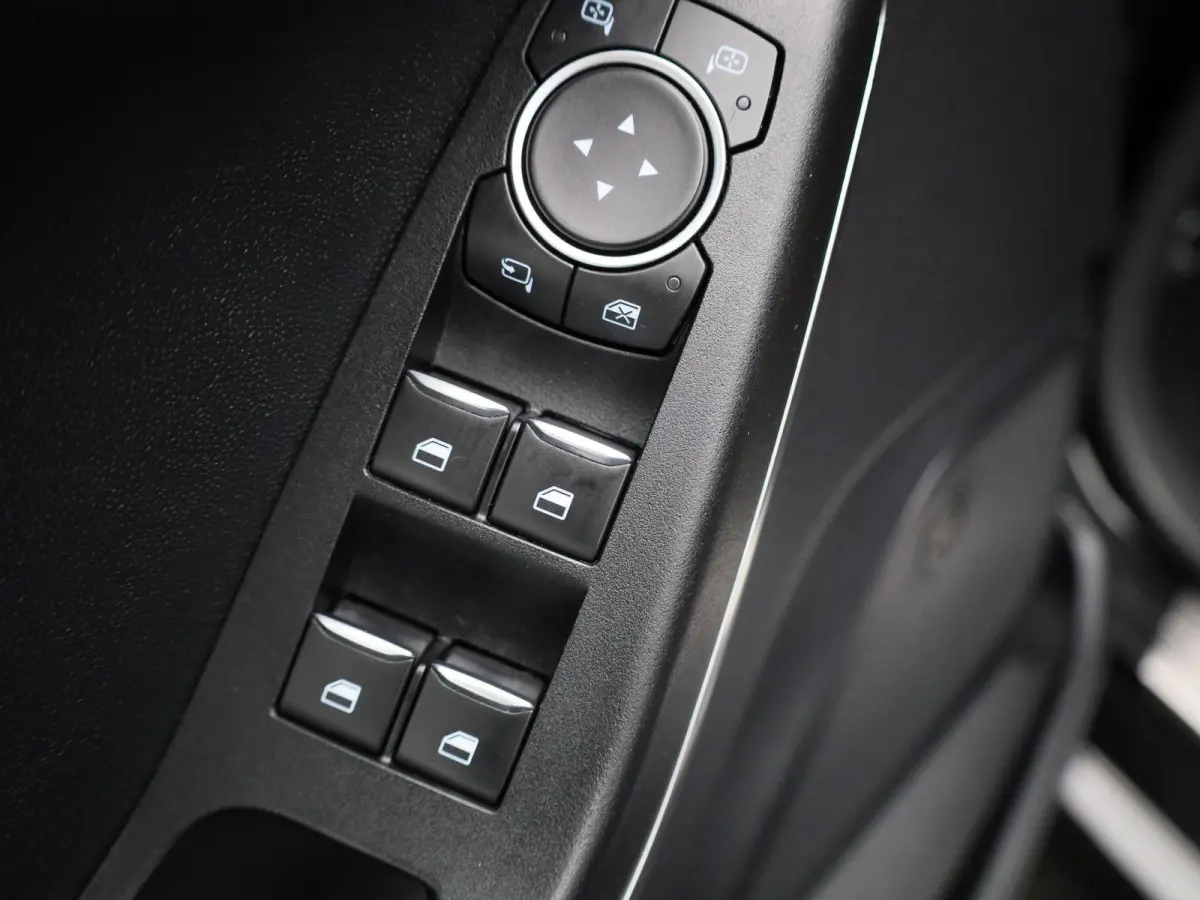 1.0 EcoBoost ST-Line X Airco | Cruise | B&O Soundsystem | Apple carplay | LMV
