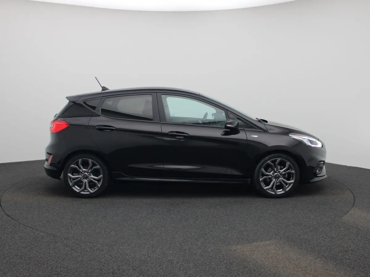1.0 EcoBoost ST-Line X Airco | Cruise | B&O Soundsystem | Apple carplay | LMV