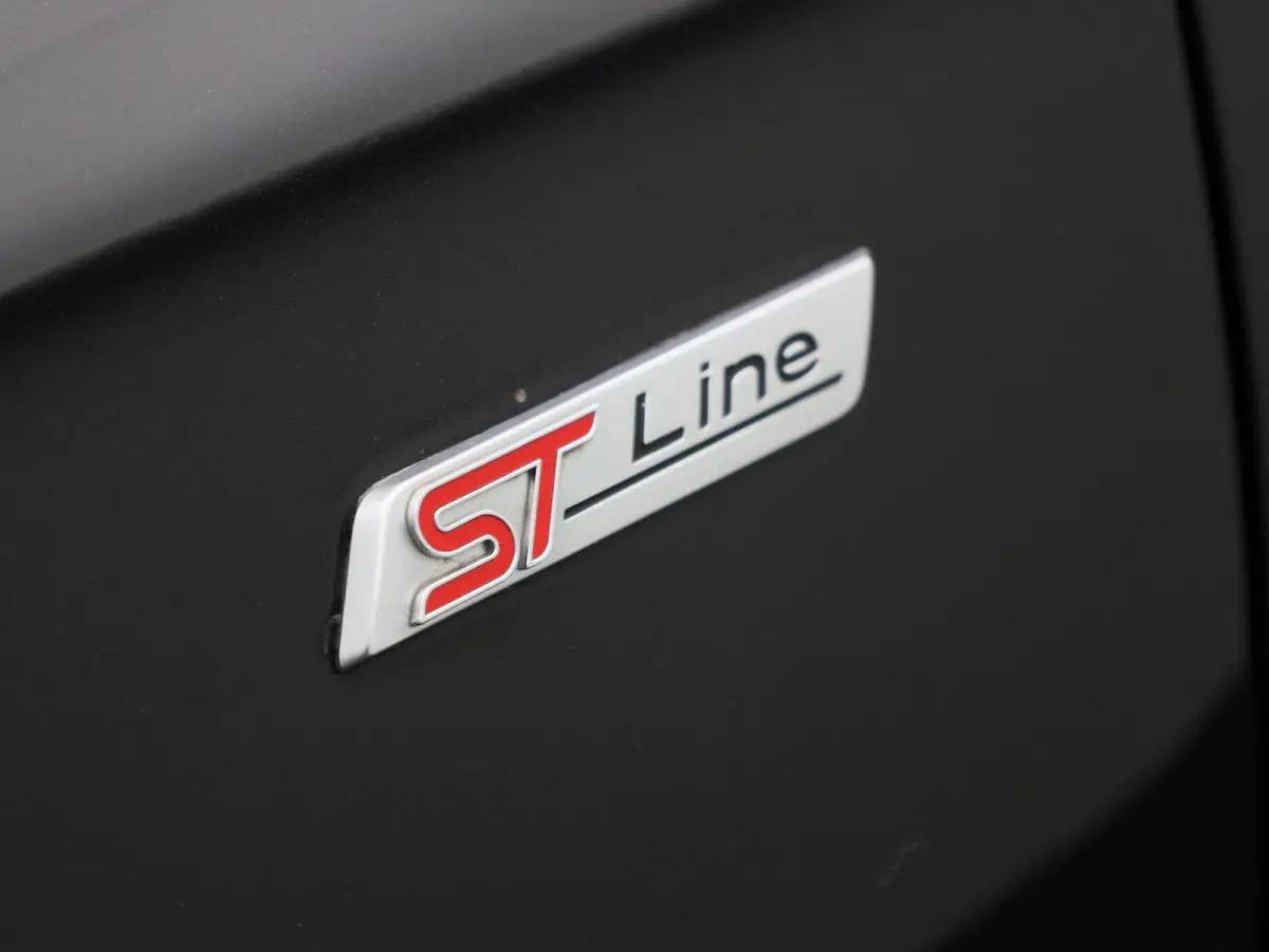 1.0 EcoBoost ST-Line X Airco | Cruise | B&O Soundsystem | Apple carplay | LMV