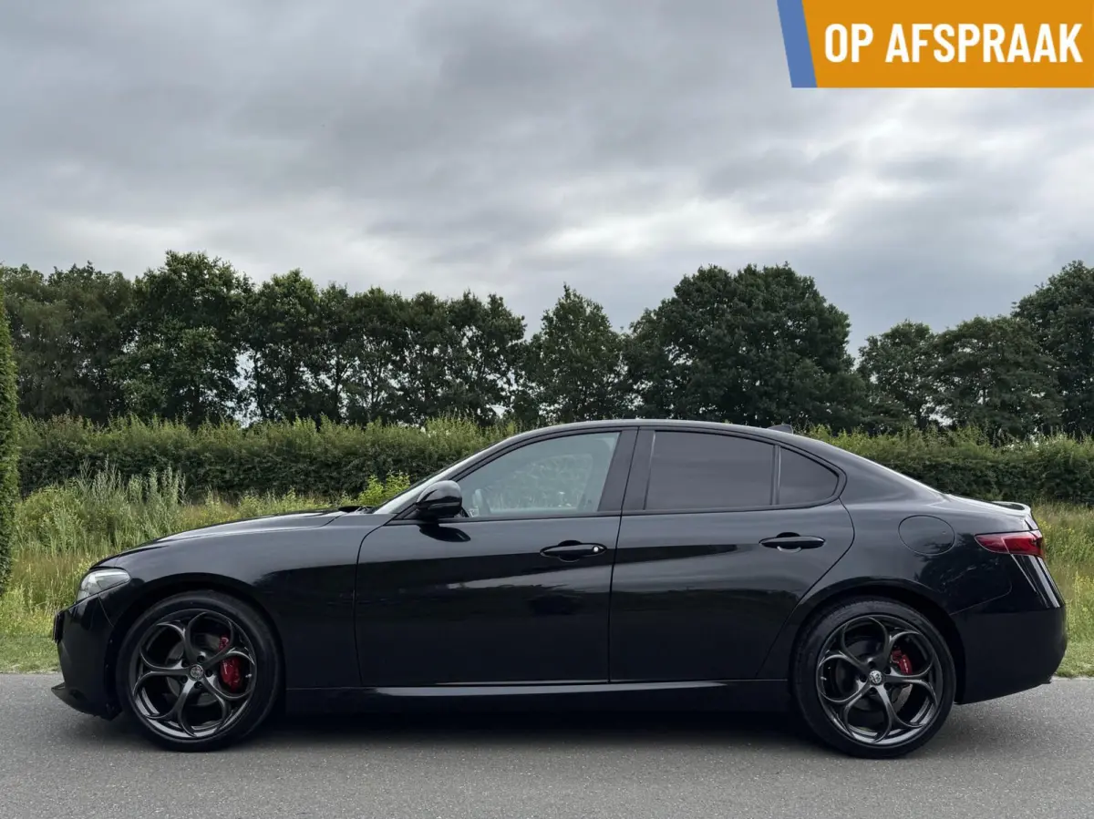 2.0 T 310pk RWD, 8500km!! 19 inch, Veloce pack