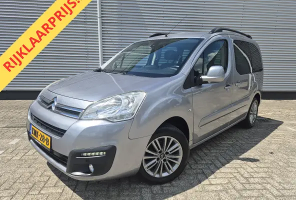 1.2 PureTech. airco,cruisecontrol,achteruitrijcamera,