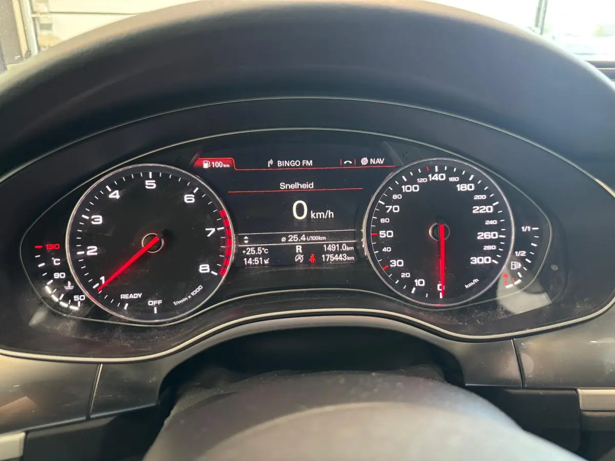 1.8 TFSI ultra S line Edition TREKHAAK AFNEEMBAAR PARKEERSENSOREN CRUISE CONTROL SPORTSTOELEN